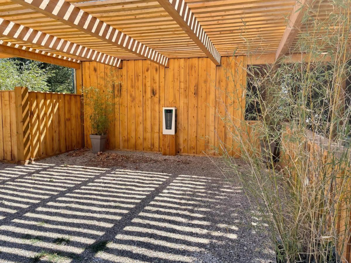 En Provence - Ecogites & Restaurant Insolites Richerenches